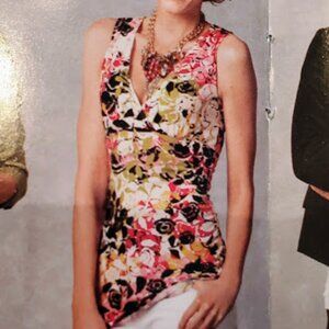 CAbi Style 404 Printed surplice tank sz Med